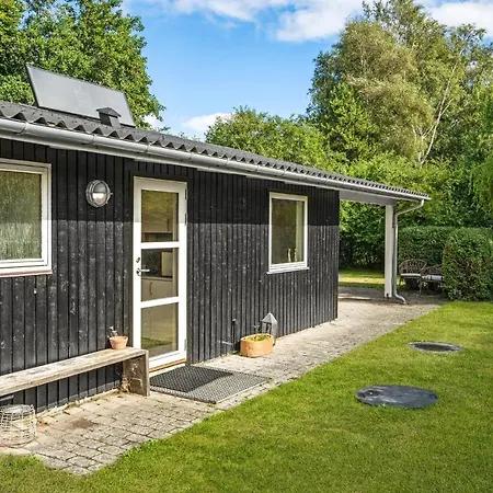 Ferienhaus Beautiful In Nykobing Sj With Wifi