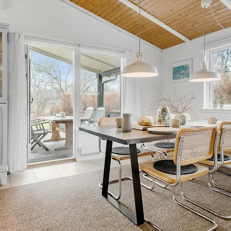 Сasa de vacaciones Beautiful In Nykobing Sj With Wifi