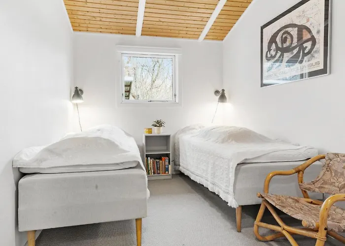 Сasa de vacaciones Beautiful In Nykobing Sj With Wifi *